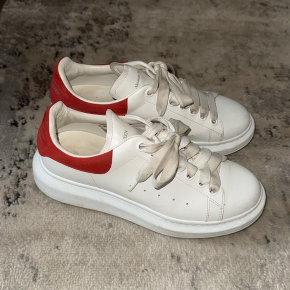 ALEXANDER MCQUEEN OVERSIZED SNEAKERS WHITE LEATHER & RED SUEDE SIZE 38.5 - Picture 6 of 10